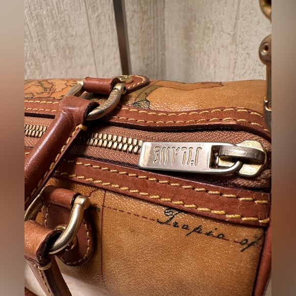 Alviero Martini Leather Travel Satchel - Picture 4 of 7